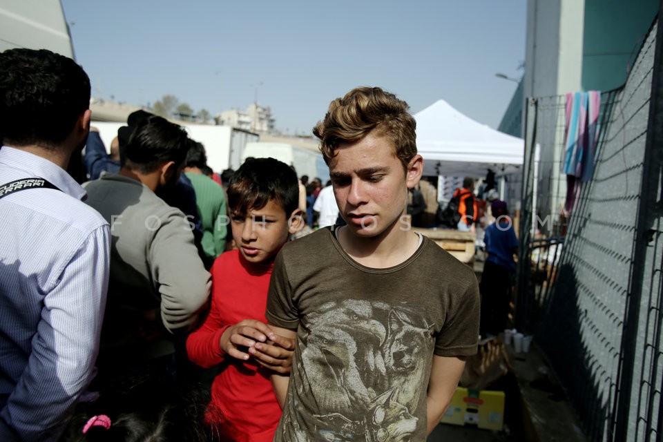 Refugees and migrants at Piraeus port  / Μετανάστες και πρόσφυγες στον Πειραιά