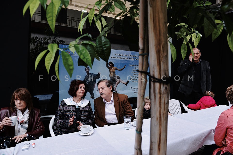 The spring dinner served in the center of Thessaloniki / Το δείπνο της άνοιξης στο κέντρο της Θεσσαλονίκης