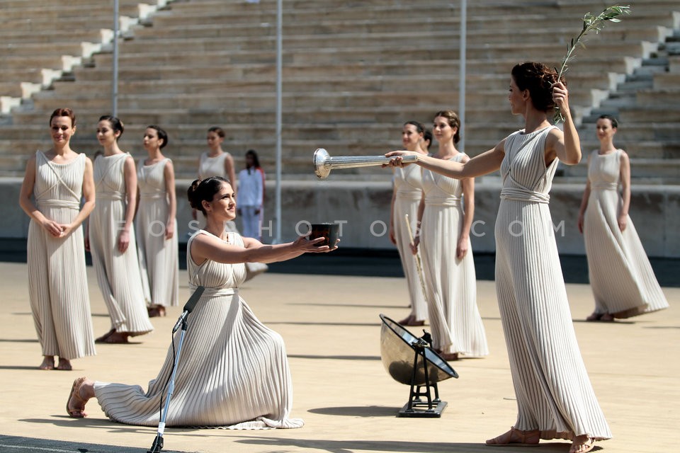 Junior Olympics «Nanjing 2014» / Τελετή Αφής και Παράδοσης της Φλόγας για τους Ολυμπιακούς Αγώνες Νέων